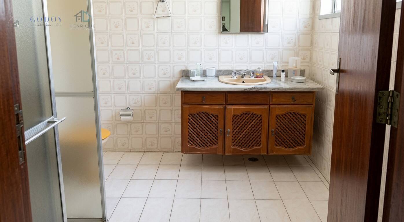 Casa, 4 quartos, 250 m² - Foto 10