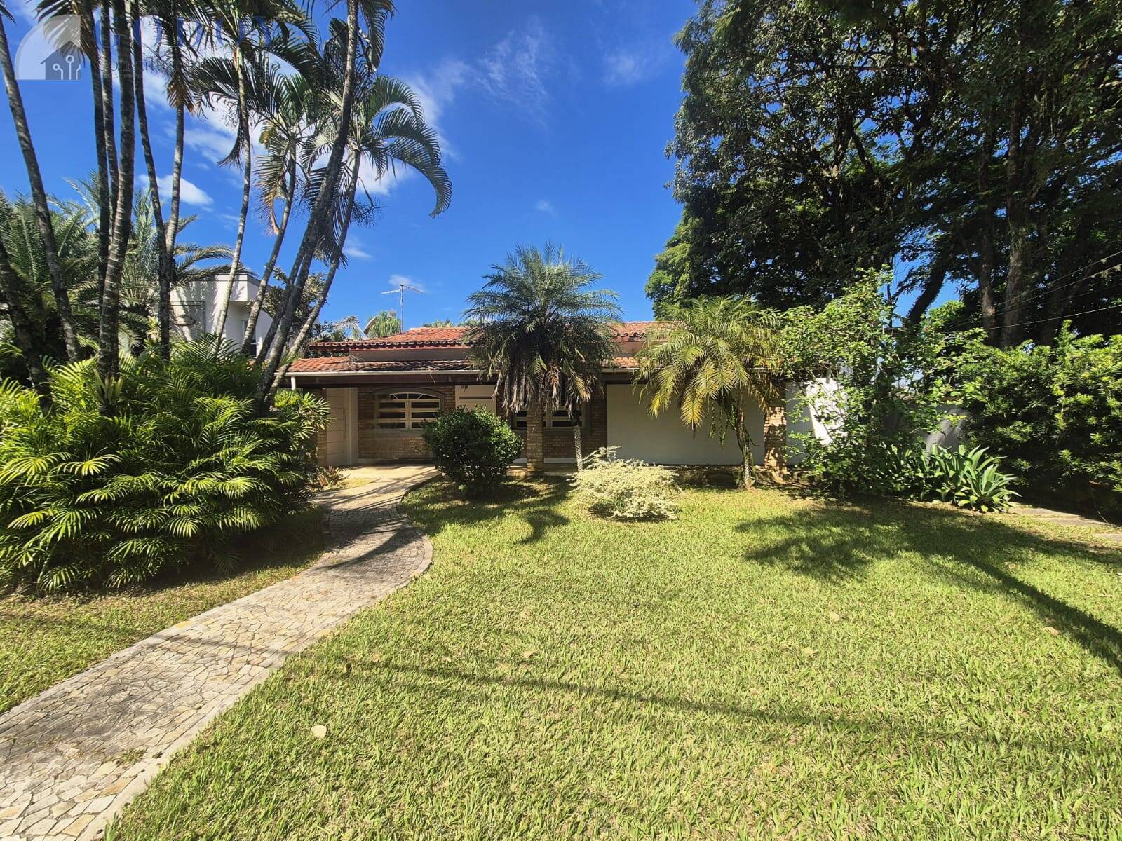 Casa, 3 quartos, 300 m² - Foto 1