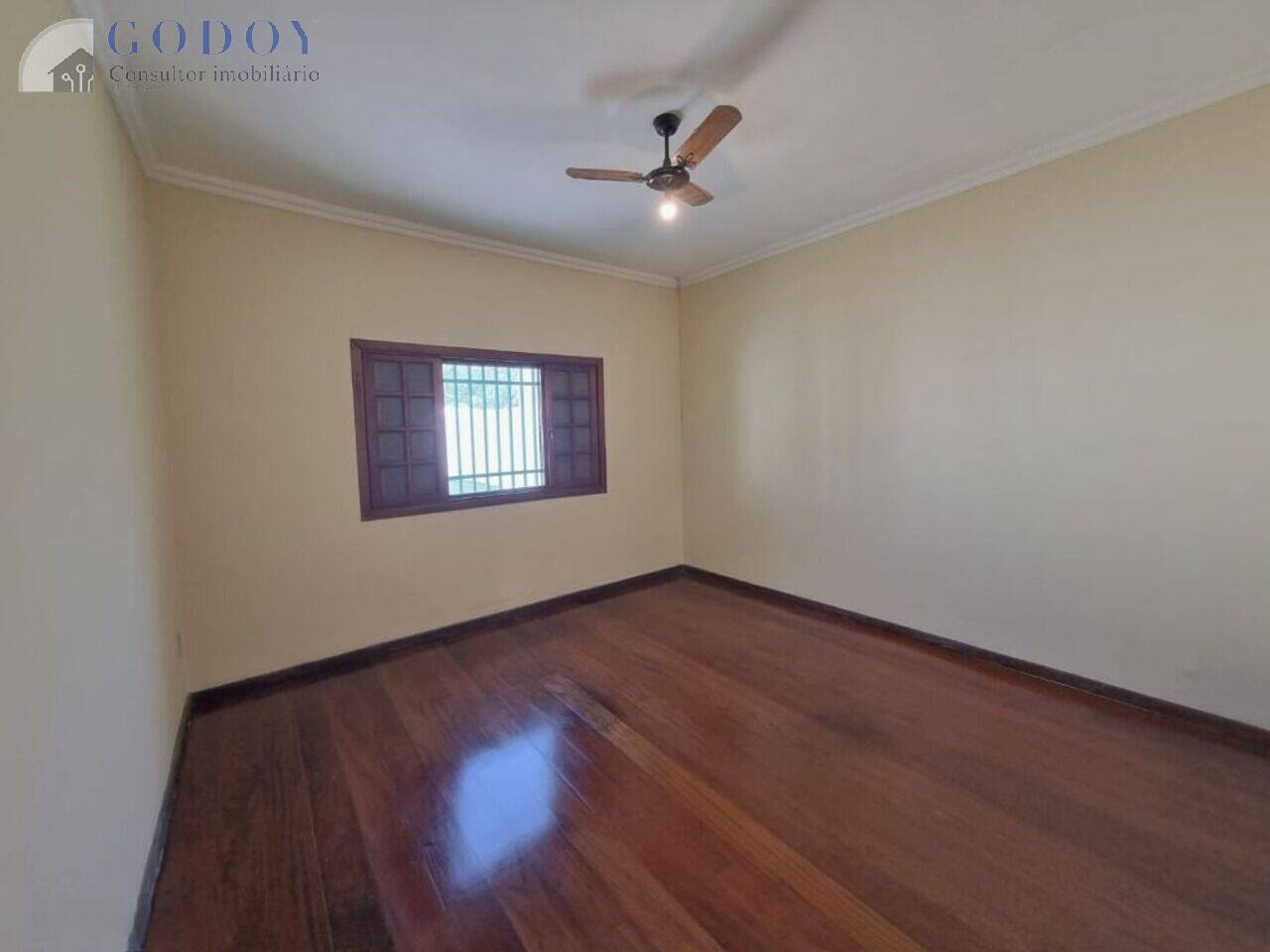 Casa à venda e aluguel com 4 quartos, 212m² - Foto 18