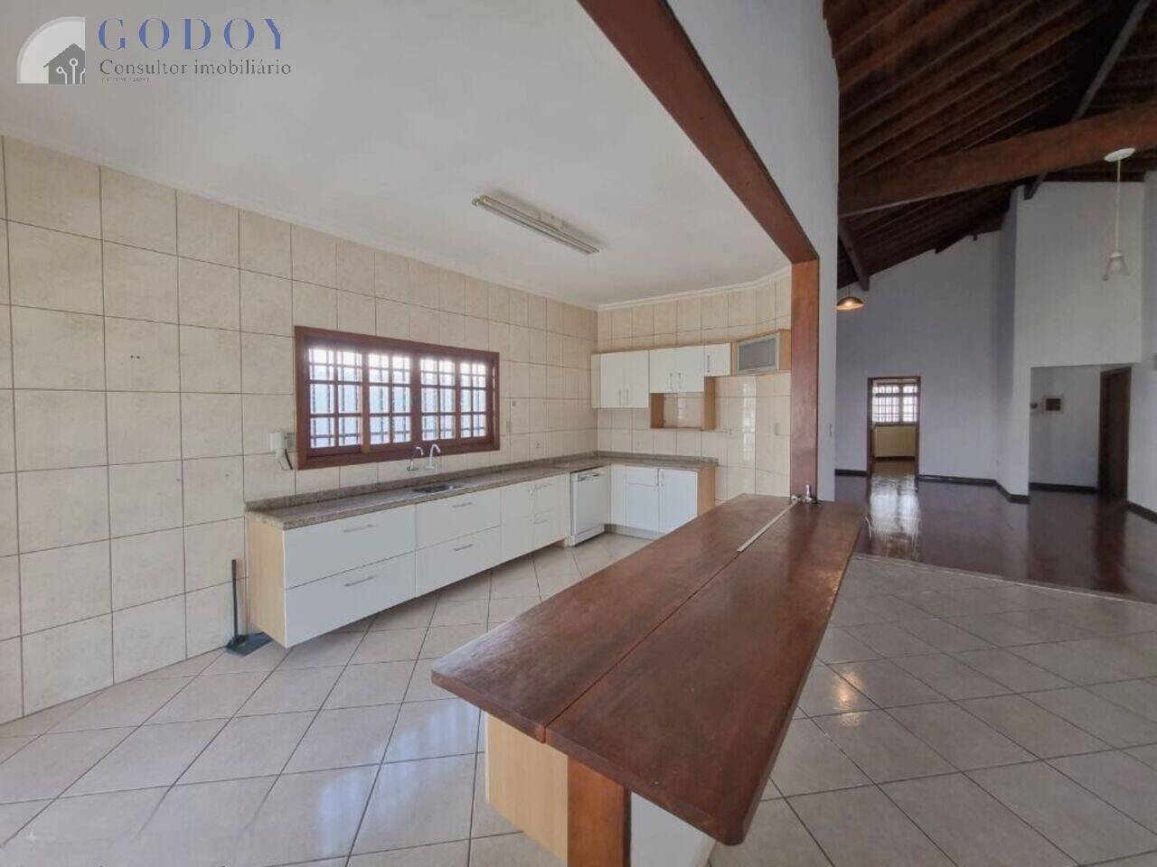 Casa à venda e aluguel com 4 quartos, 212m² - Foto 11